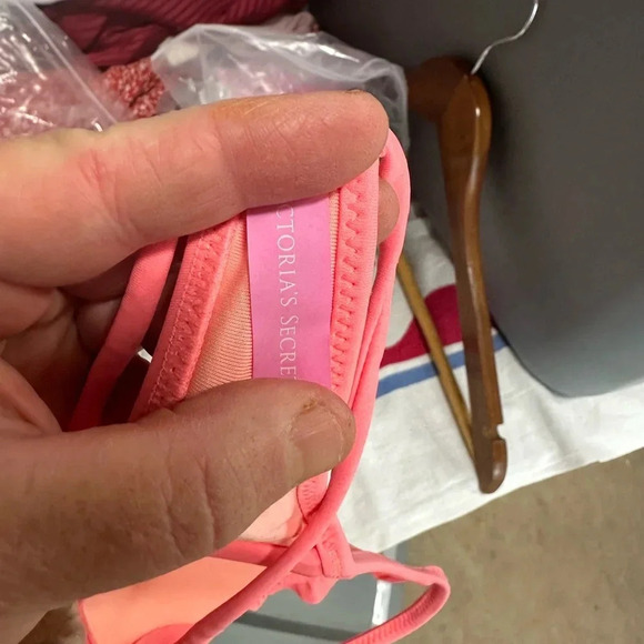 Victoria’s Secret Malibu Push Up Swim Top - Picture 3 of 6